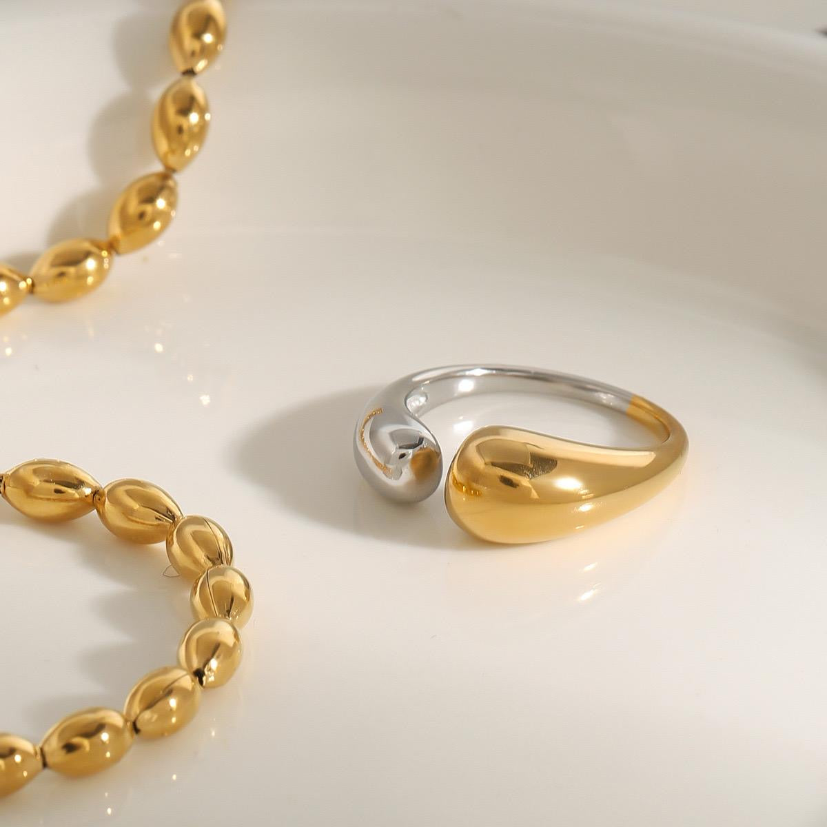 two tone ring (Golden & silver)